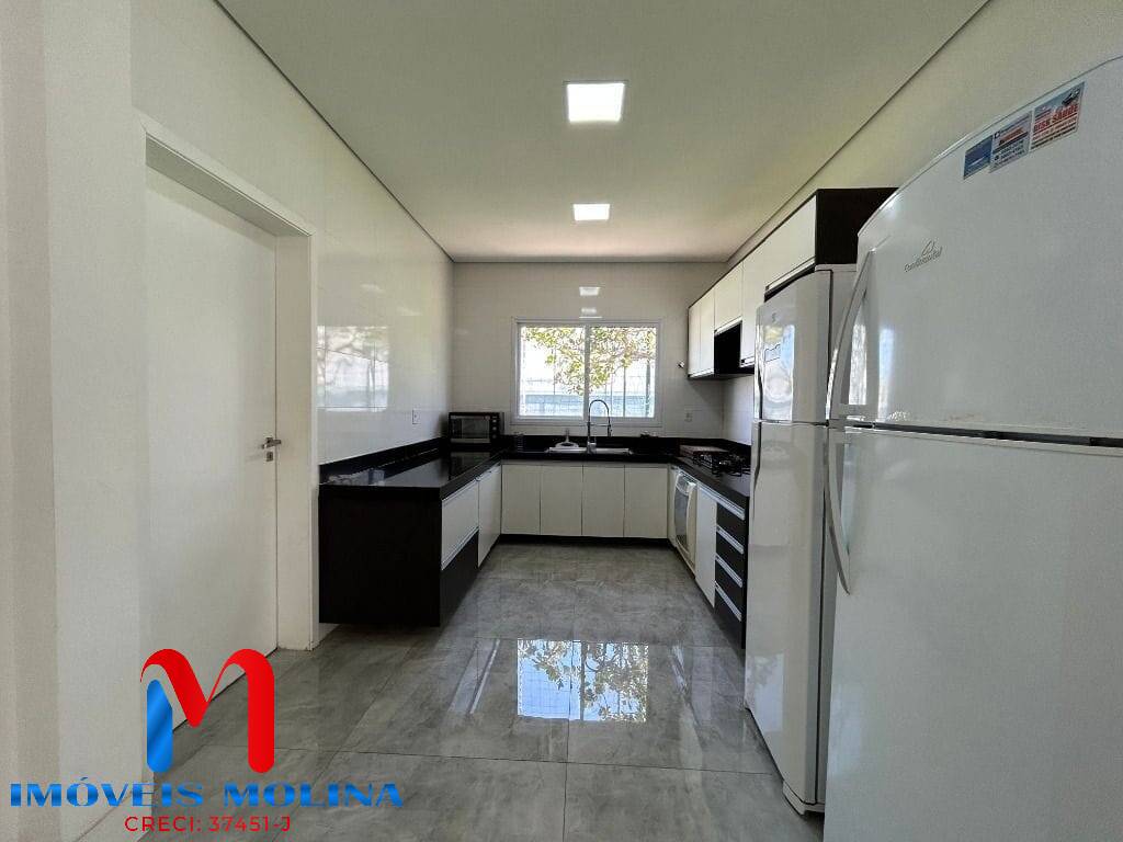 Casa à venda e aluguel com 7 quartos, 628m² - Foto 17