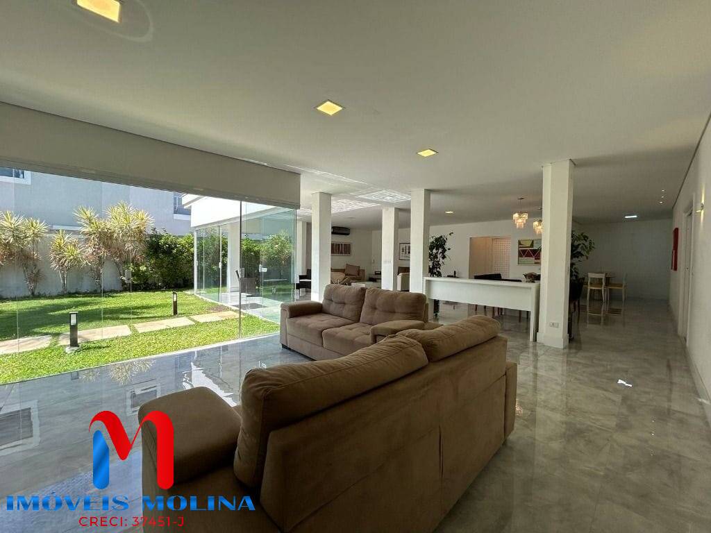 Casa à venda e aluguel com 7 quartos, 628m² - Foto 14