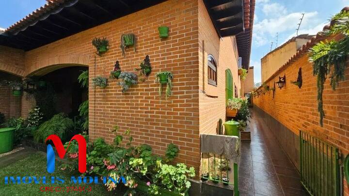Sobrado, 5 quartos, 761 m² - Foto 4