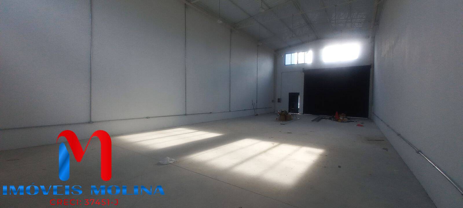 Depósito-Galpão-Armazém para alugar, 304m² - Foto 3