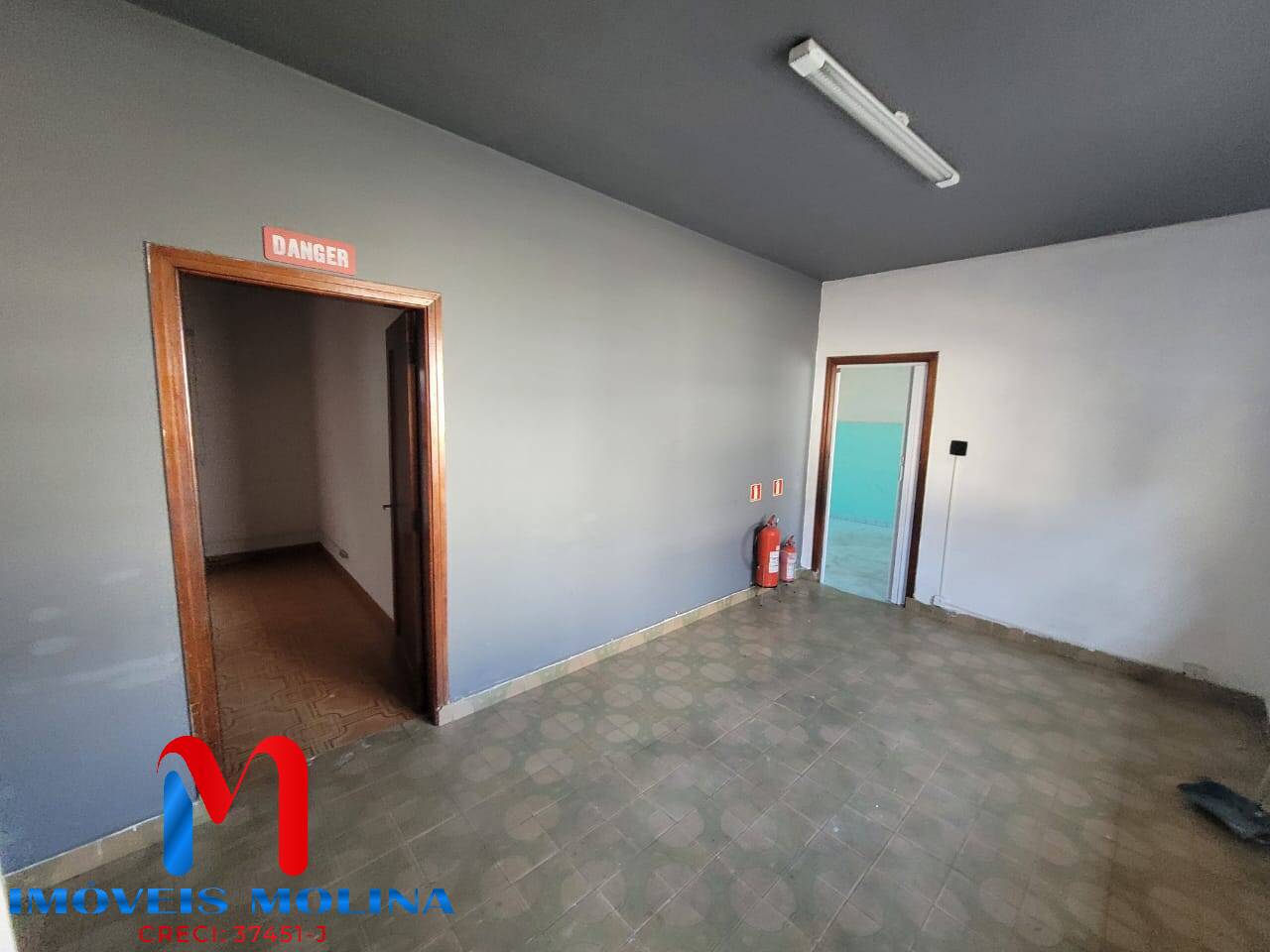 Casa para alugar com 2 quartos, 80m² - Foto 6