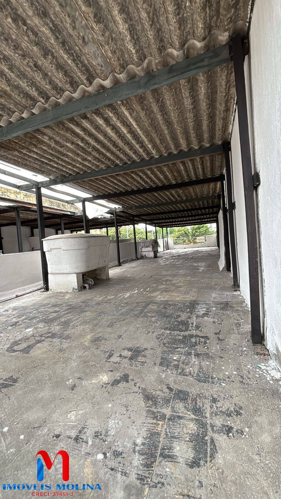 Casa para alugar com 2 quartos, 100m² - Foto 3
