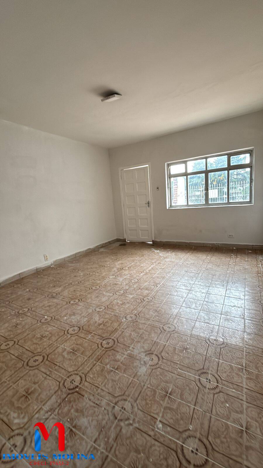 Casa para alugar com 2 quartos, 100m² - Foto 5