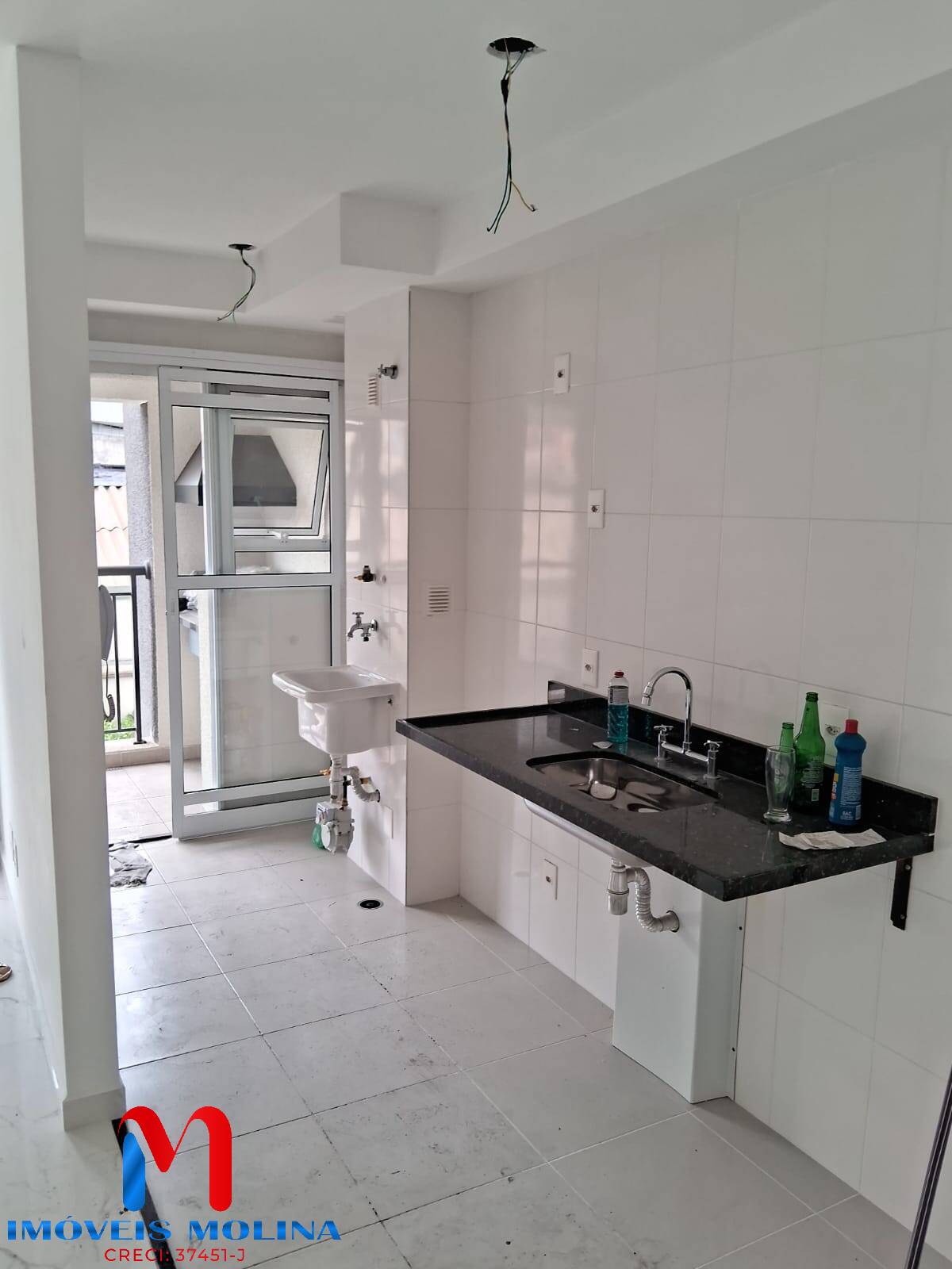 Apartamento à venda com 2 quartos, 73m² - Foto 4