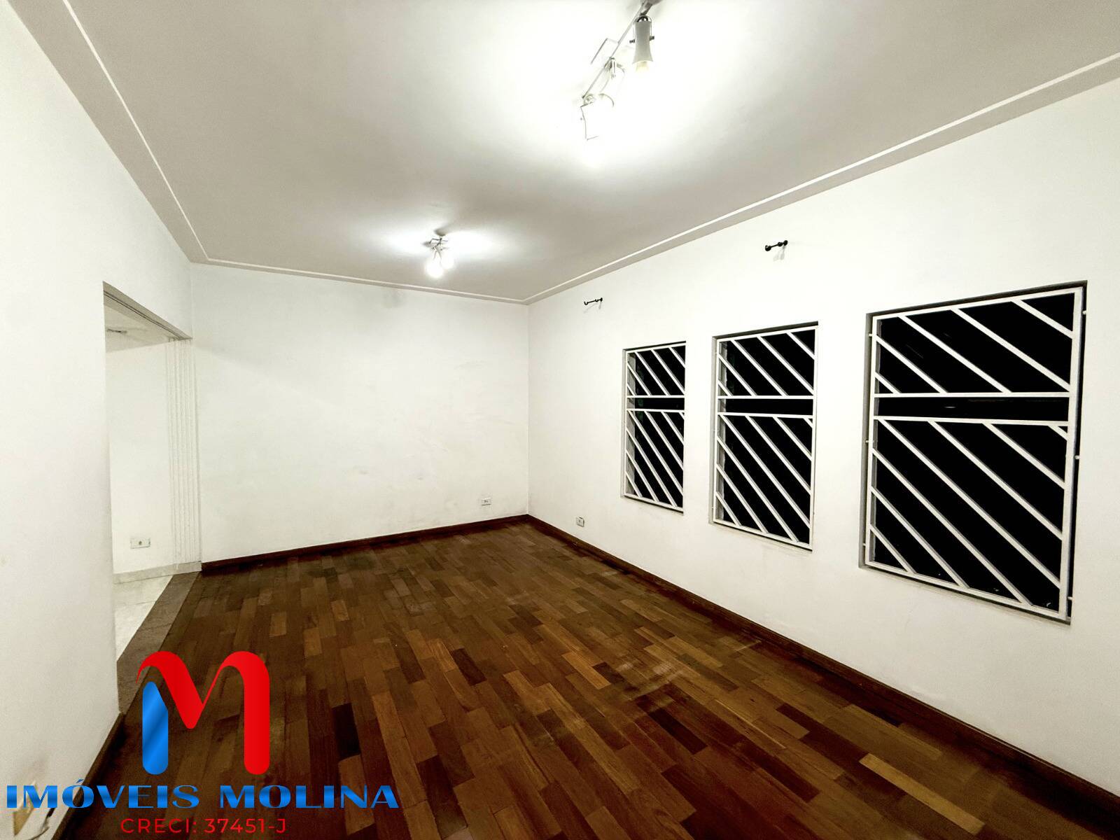 Casa, 3 quartos, 210 m² - Foto 2