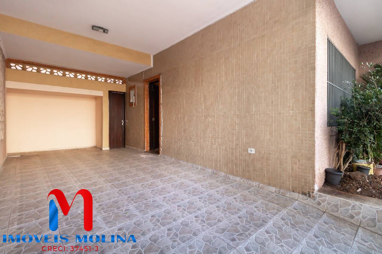 Sobrado à venda com 3 quartos, 138m² - Foto 2