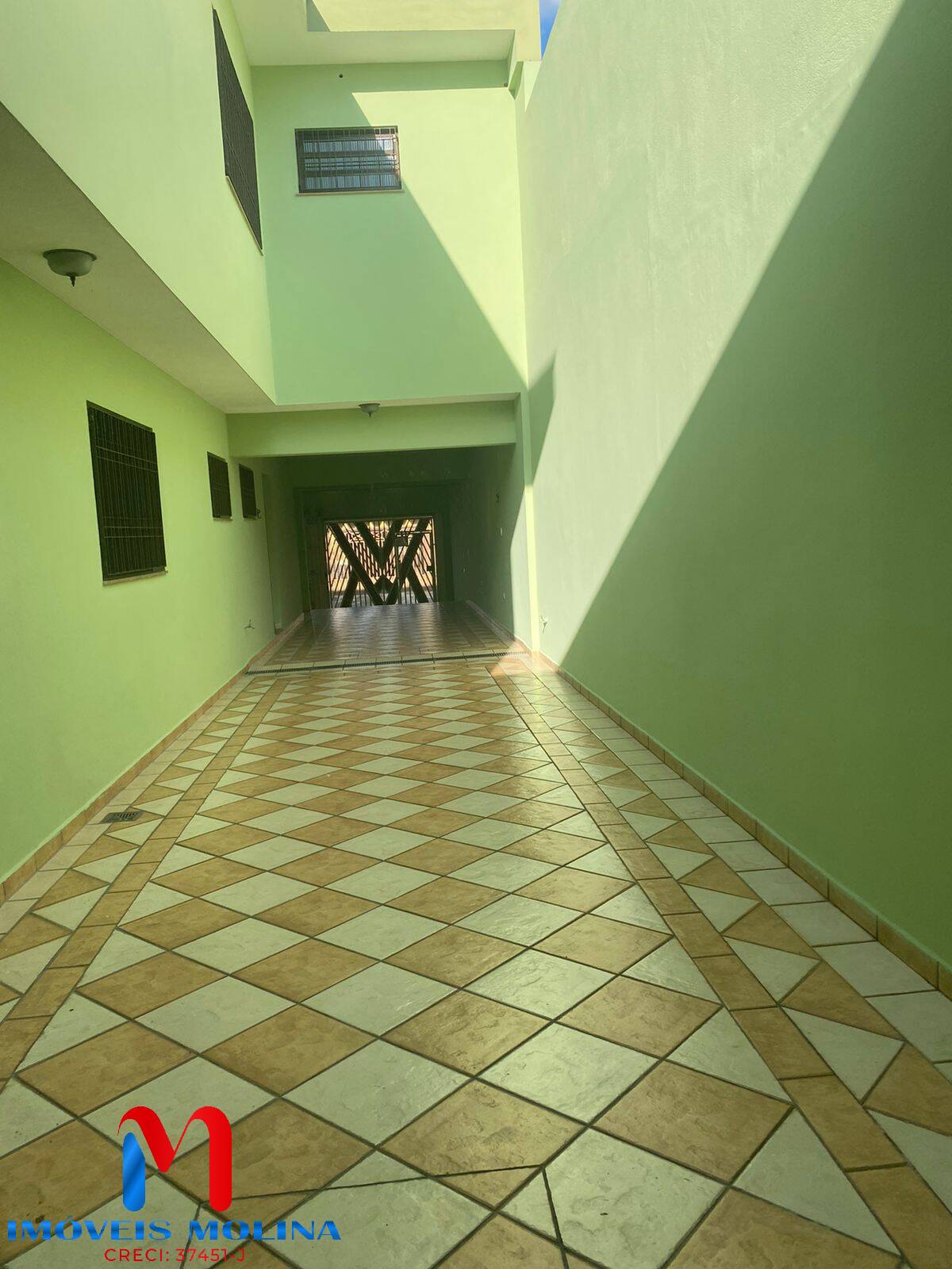 Sobrado, 3 quartos, 310 m² - Foto 2