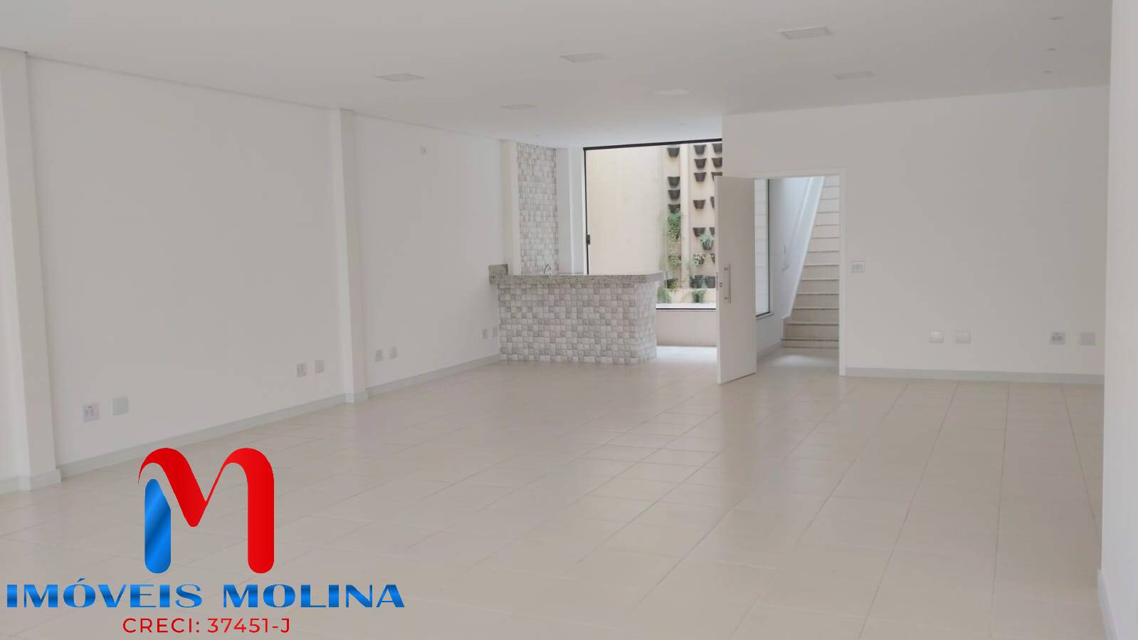 Loja-Salão, 500 m² - Foto 1