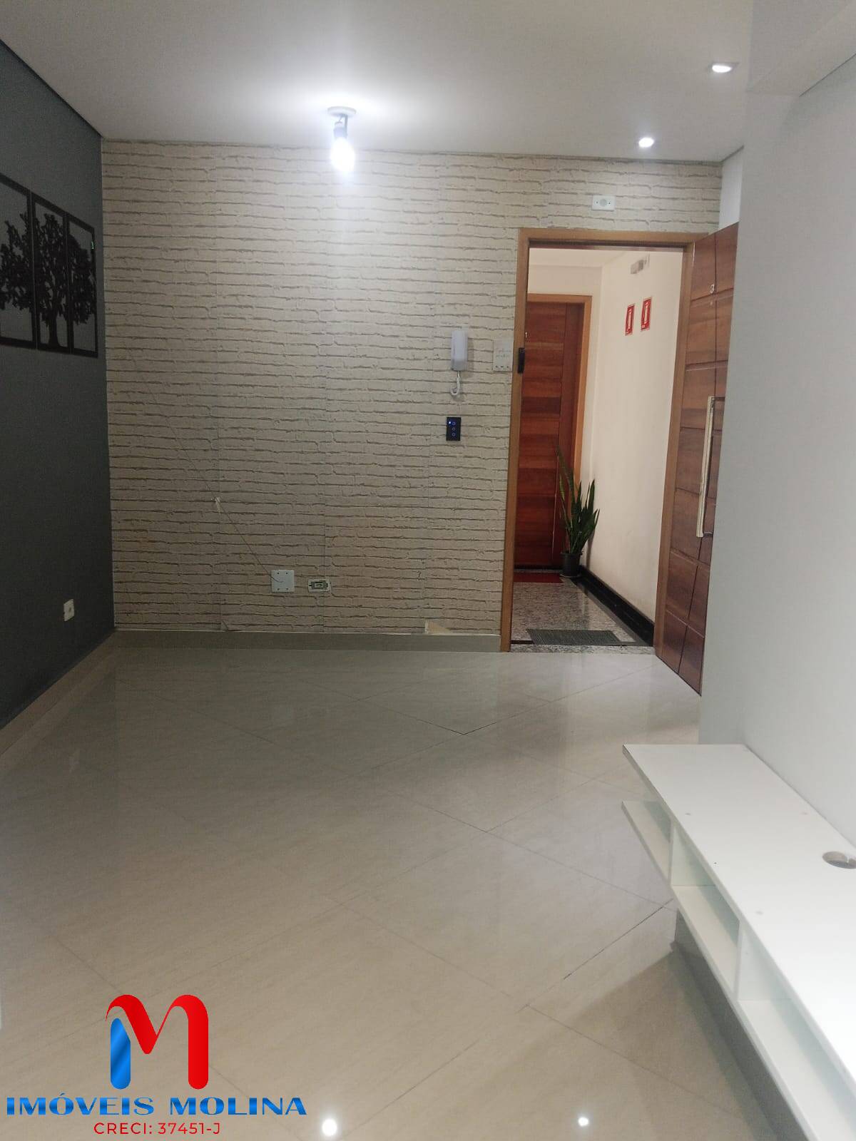 Apto 2 Dorms com Quintal – Próximo ao Shopping Atrium - 45m²
