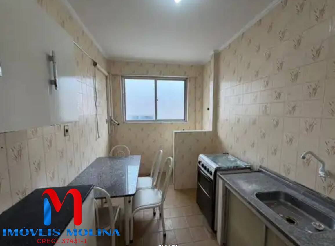 Apartamento na Praia Grande / Guilhermina - 100m da praia.