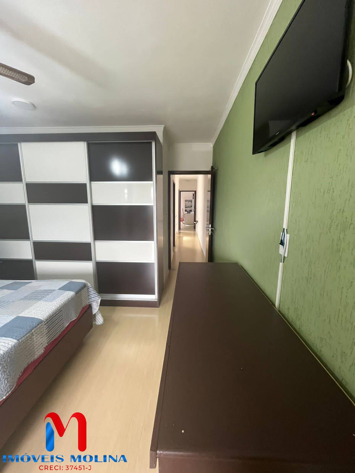 Casa, 3 quartos, 232 m² - Foto 35
