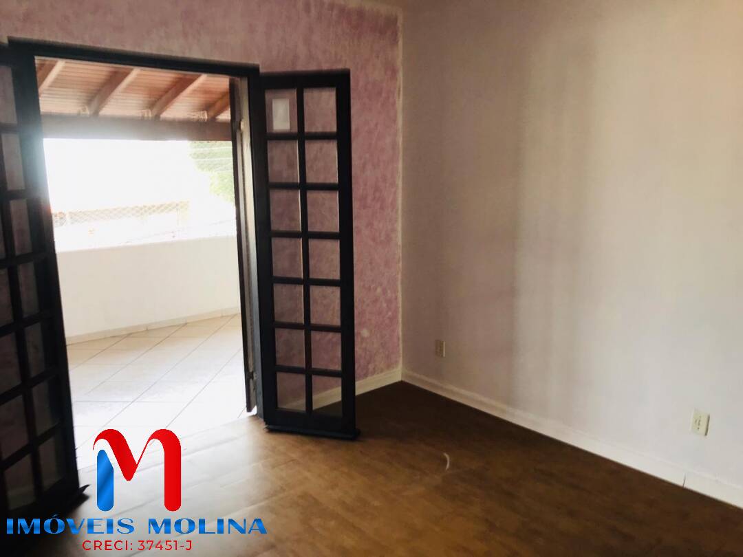 Casa, 4 quartos, 300 m² - Foto 9