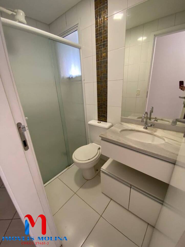 Apartamento para alugar com 2 quartos, 65m² - Foto 7