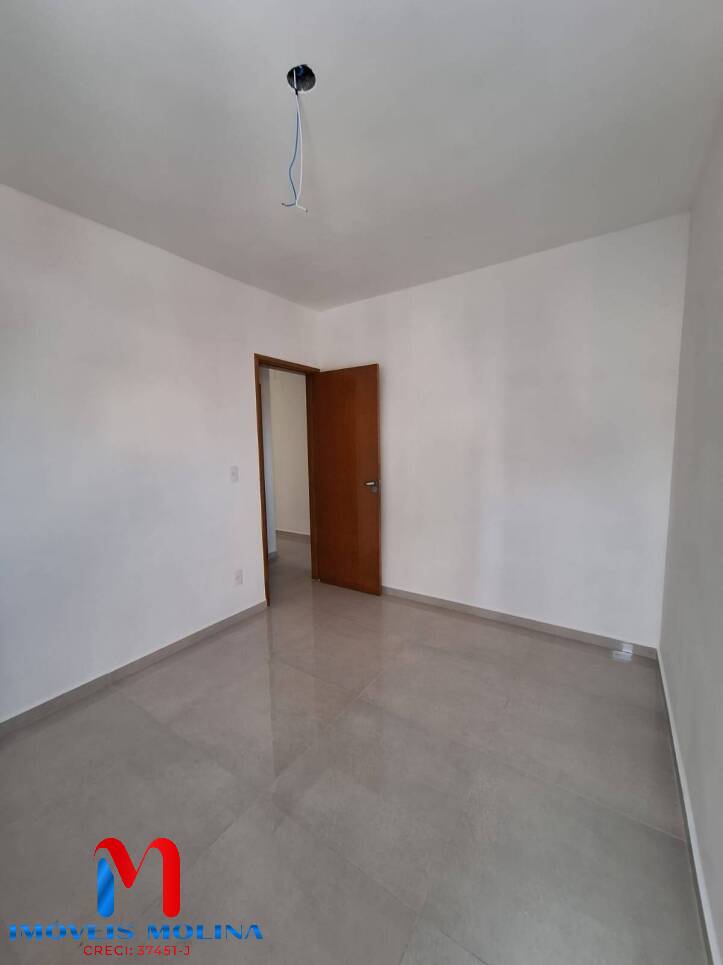 Apartamento à venda com 2 quartos, 50m² - Foto 3